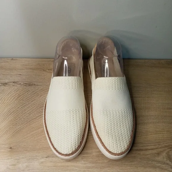 UGG Knit Slip On Sneakers Shoes Womens Size 8 US Cream Casual Comfort Minimalist - Picture 5 of 10
